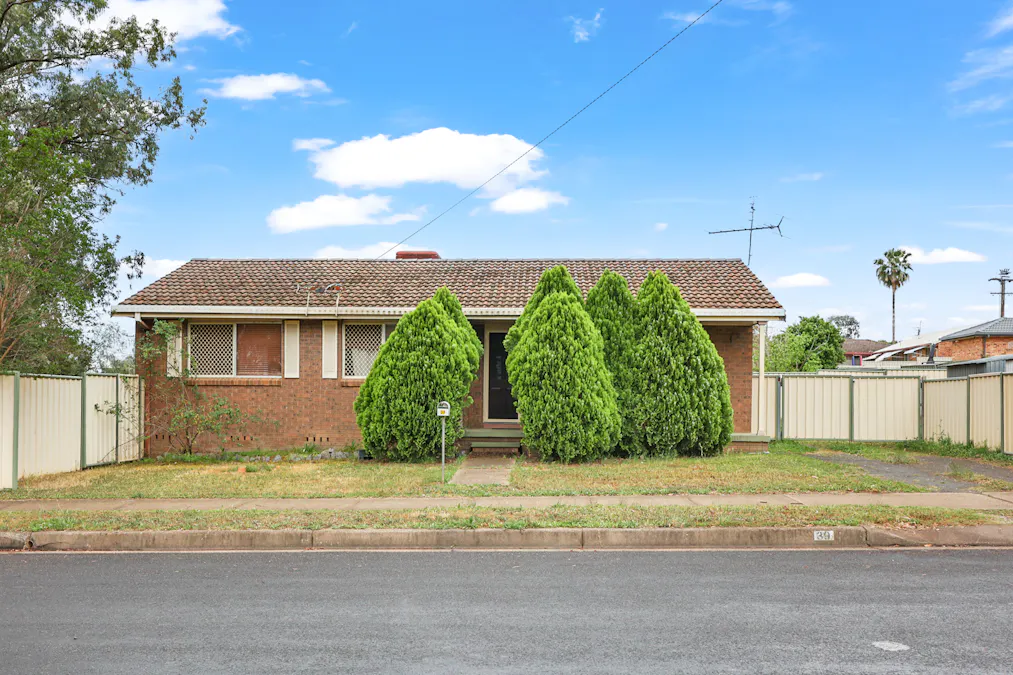 61 Cole Road, West Tamworth, NSW, 2340 - Image 2