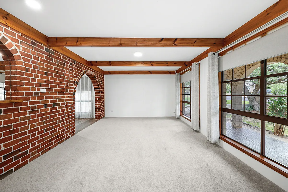 33 Arinya Street — photo 5 of 15