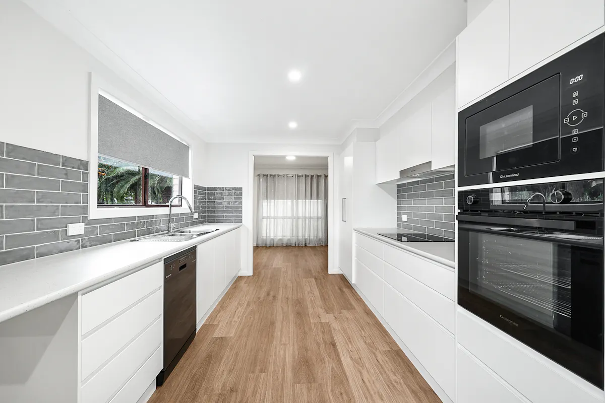 33 Arinya Street — photo 6 of 15