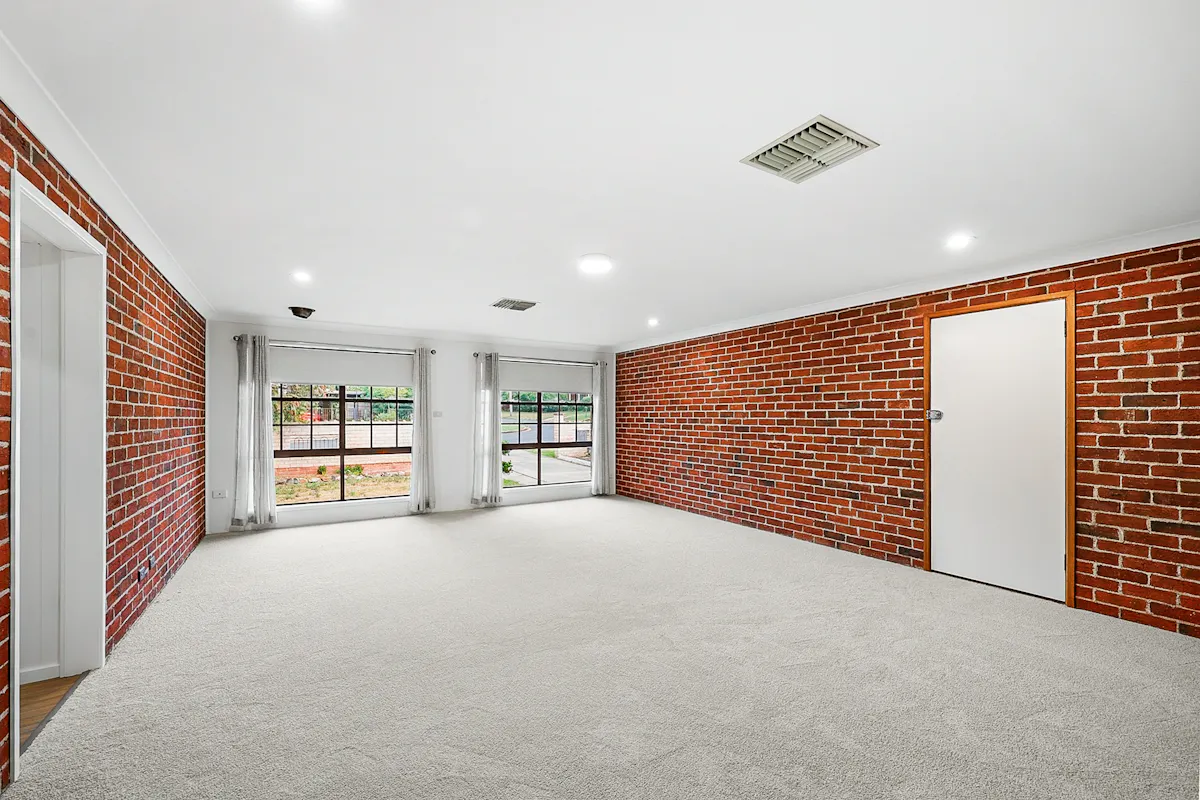 33 Arinya Street — photo 12 of 15