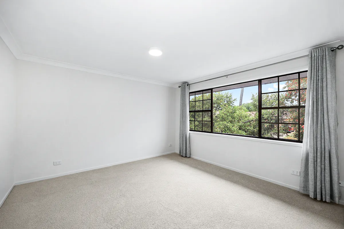 33 Arinya Street — photo 10 of 15