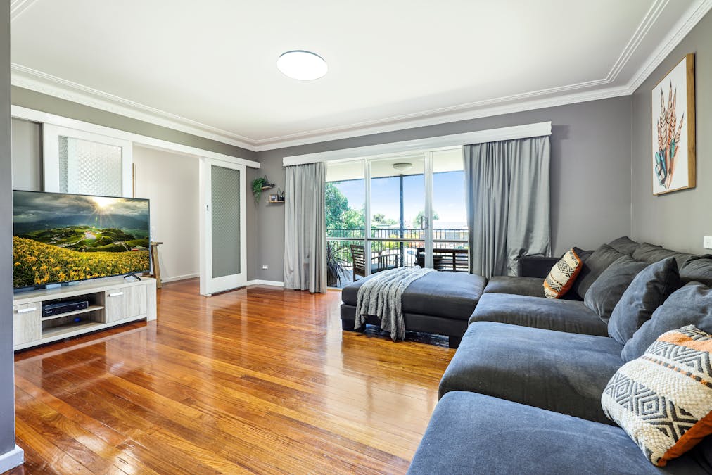 19 Cypress Street, Tamworth, NSW, 2340 - Image 2
