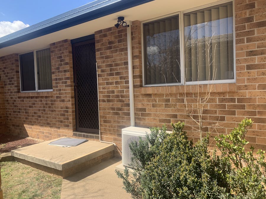 3/98A Carthage Street, Tamworth, NSW, 2340 - Image 1