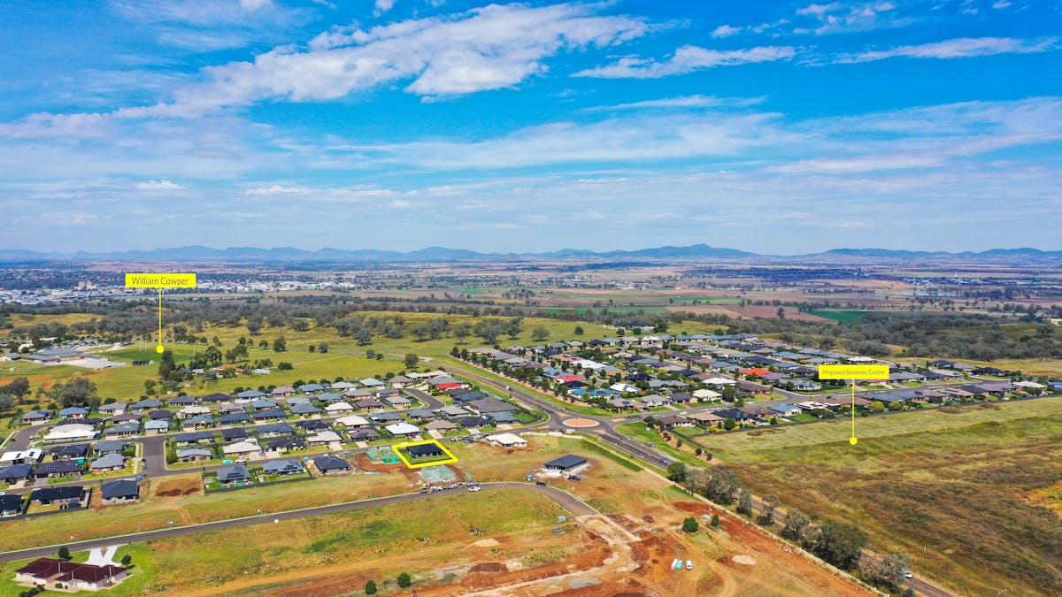 8 Grand Meadows Drive, Tamworth, NSW, 2340 - Image 11