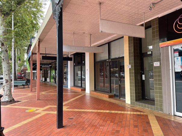 Shop 5/259 Peel Street, Tamworth, NSW, 2340 - Image 1