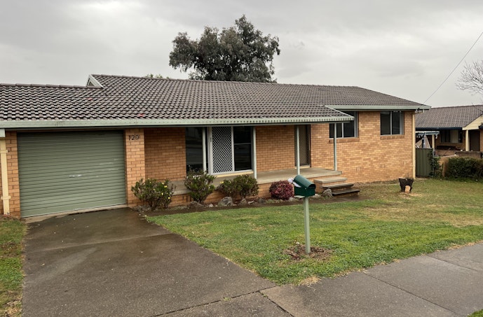 129 Hillvue Road, Tamworth, NSW, 2340 - Image 1