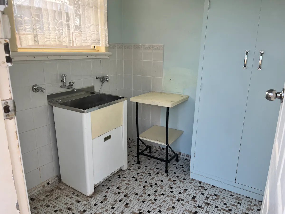 61 Raglan Street — photo 10 of 11