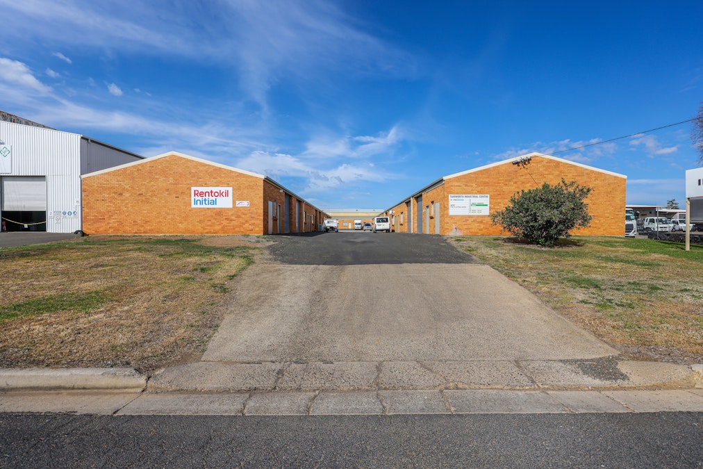 8 Hargrave Street, Tamworth, NSW, 2340 - Image 1