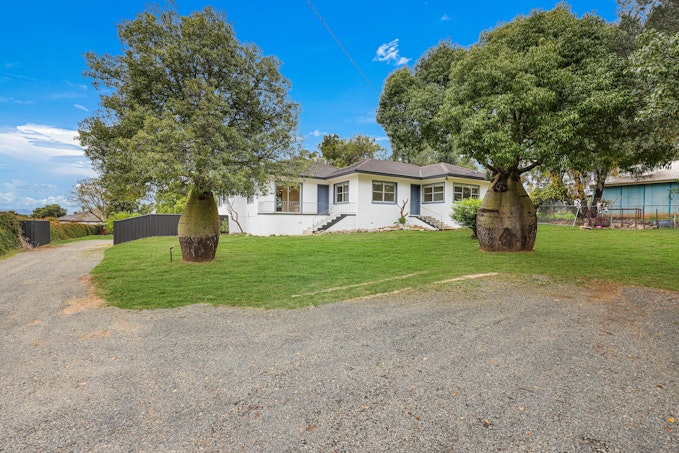 47 Hillvue Road, Tamworth, NSW, 2340 - Image 1