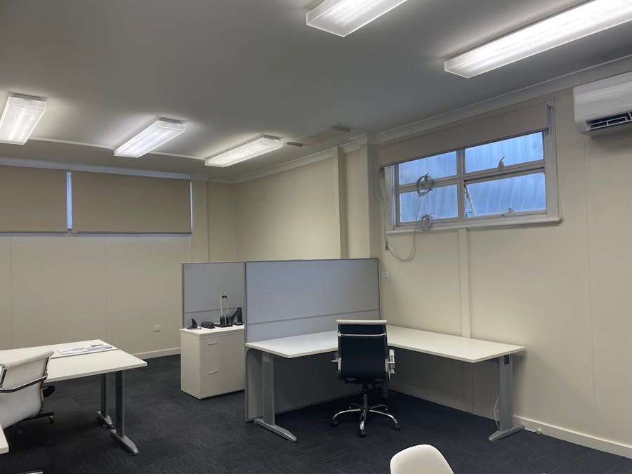 Suite 6/493 Peel Street, Tamworth, NSW, 2340 - Image 2