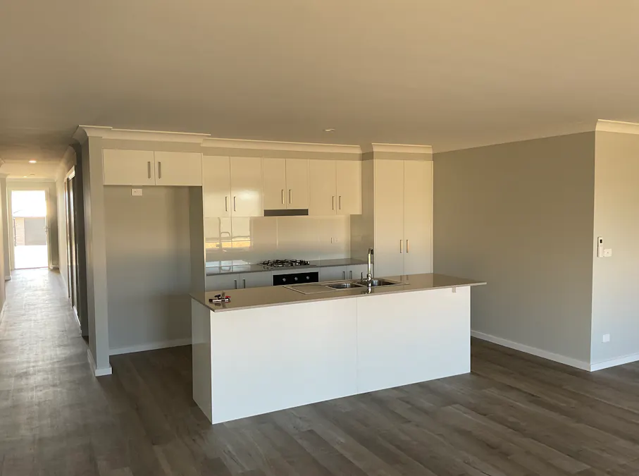 19 Evesham Circuit, Tamworth, NSW, 2340 - Image 6