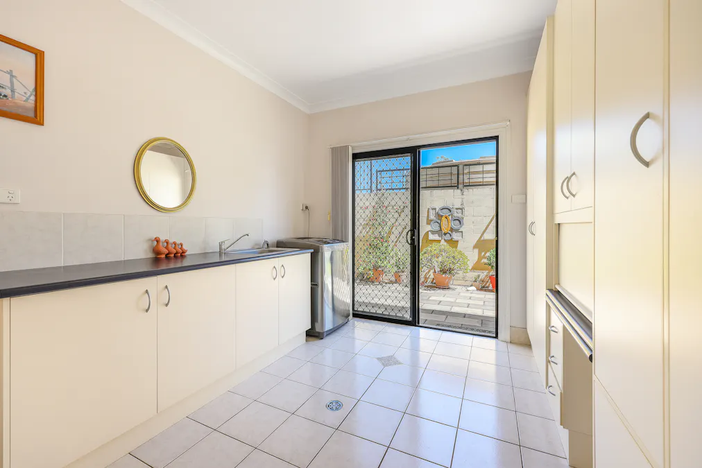 1 Sharon Court, Tamworth, NSW, 2340 - Image 16