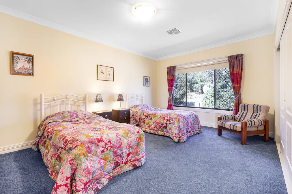 1 Sharon Court, Tamworth, NSW, 2340 - Image 13