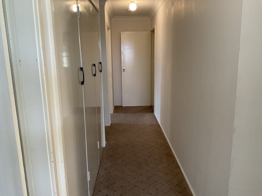 56 Kinarra Street, Tamworth, NSW, 2340 - Image 8