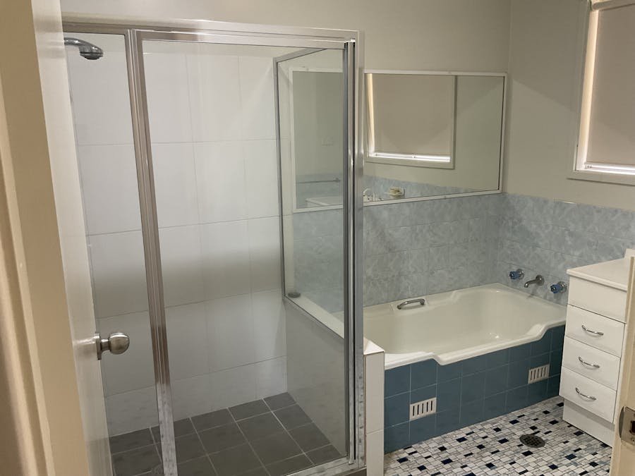 56 Kinarra Street, Tamworth, NSW, 2340 - Image 9