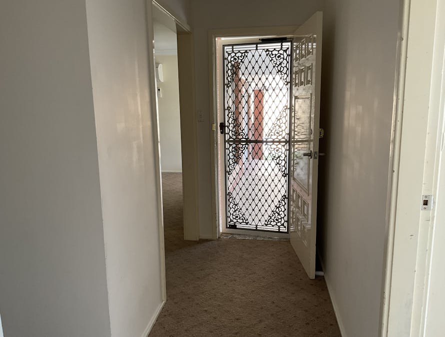56 Kinarra Street, Tamworth, NSW, 2340 - Image 17