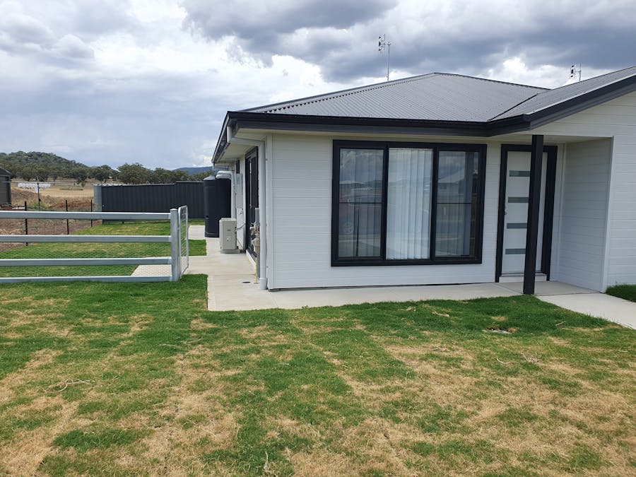 24a Fairy Martin Lane, Tamworth, NSW, 2340 - Image 1