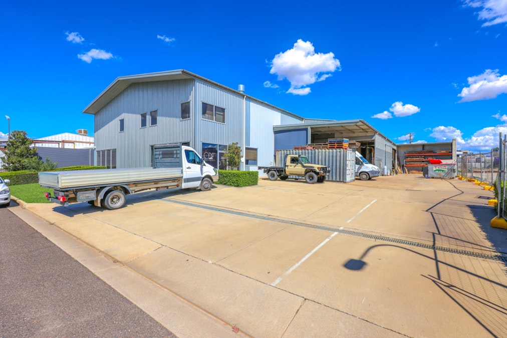 19 Macintosh Street, Tamworth, NSW, 2340 - Image 19