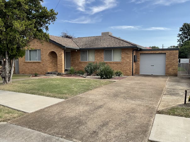 81 Warral Road, Tamworth, NSW, 2340 - Image 1