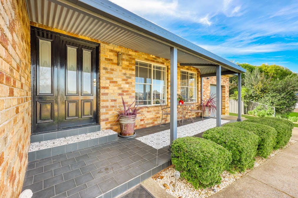 12 The Terrace, Tamworth, NSW, 2340 - Image 2