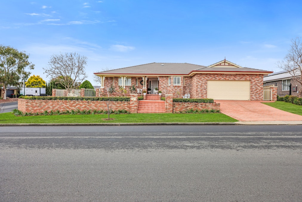 46 Johnston Street, Tamworth, NSW, 2340 - Image 2