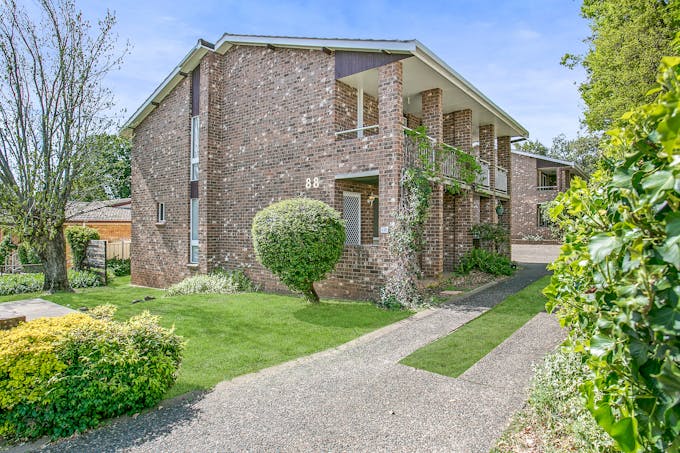 1/88 Rawson Avenue, East Tamworth, NSW, 2340 - Image 1