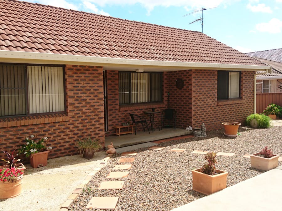 2/4 Hunt Street, Tamworth, NSW, 2340 - Image 1