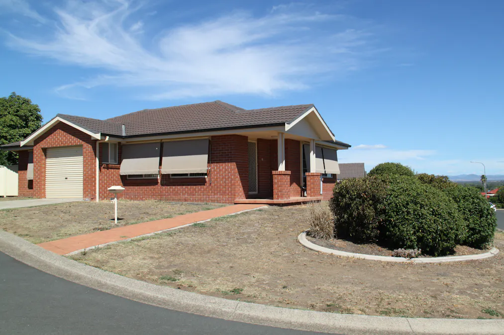 2 Warrabah Close, Tamworth, NSW, 2340 - Image 1