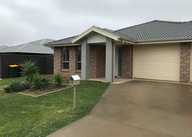 1/40 Ibis Street, Tamworth, NSW, 2340 - Image 1