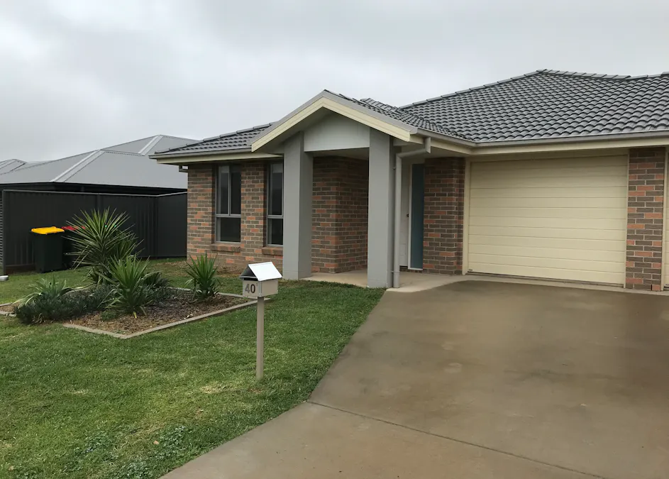 1/40 Ibis Street, Tamworth, NSW, 2340 - Image 1