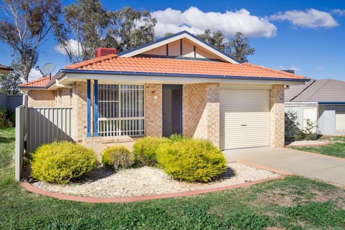 13A James Place, Tamworth, NSW, 2340 - Image 1