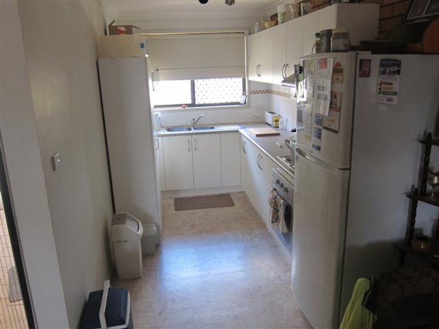 2/162 Goonoo Goonoo Road, Tamworth, NSW, 2340 - Image 4