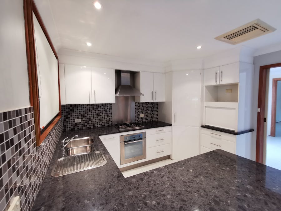 51 Minnamurra Cresent, Tamworth, NSW, 2340 - Image 2