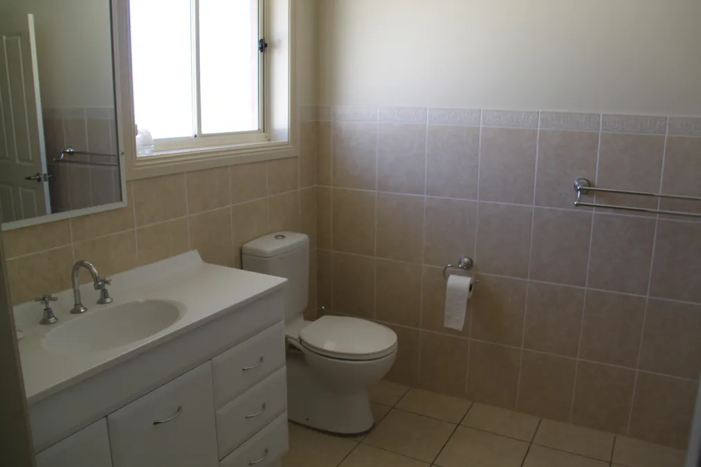 2 Warrabah Close, Tamworth, NSW, 2340 - Image 11