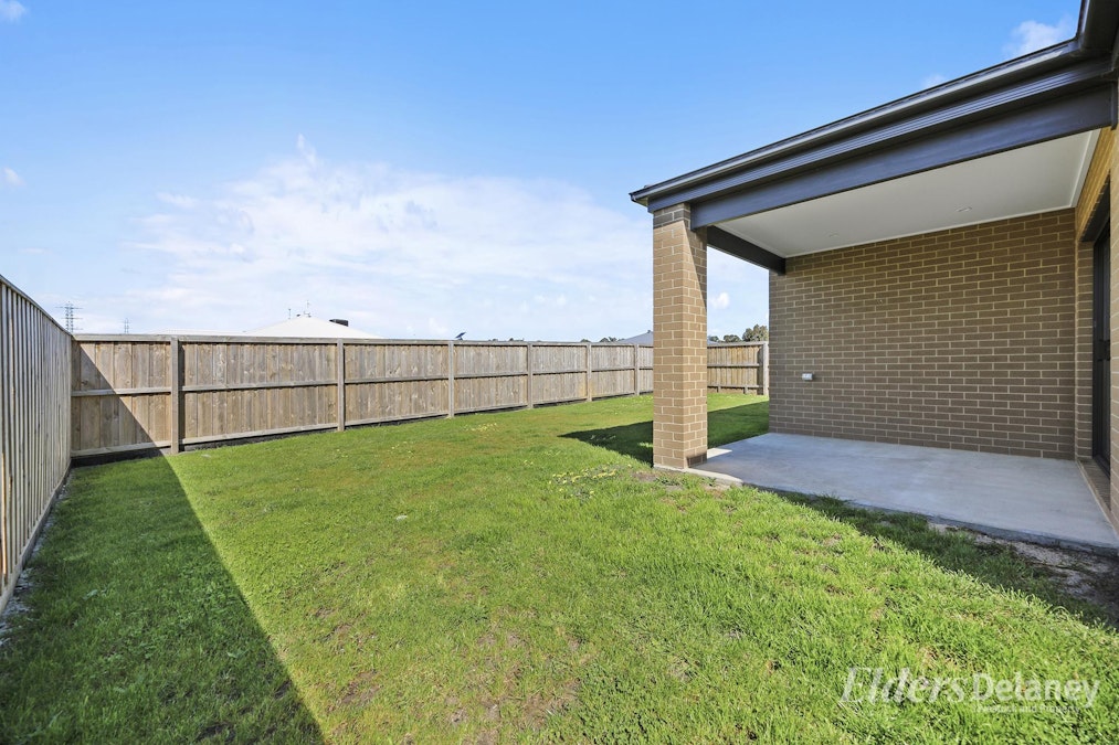 12 Hayes Road, Newborough, VIC, 3825 - Image 17