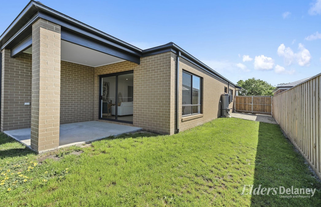 12 Hayes Road, Newborough, VIC, 3825 - Image 18