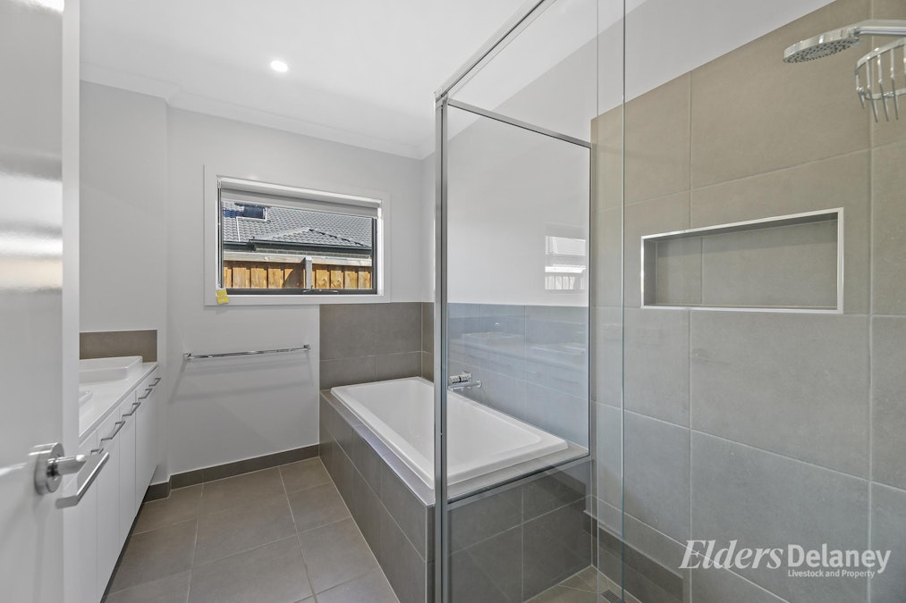 12 Hayes Road, Newborough, VIC, 3825 - Image 14