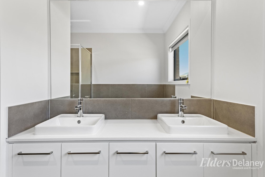 12 Hayes Road, Newborough, VIC, 3825 - Image 15