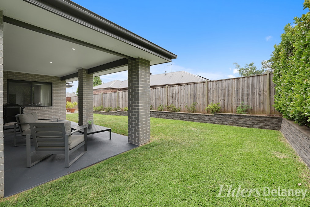 42 Timbertop Crescent, Drouin, VIC, 3818 - Image 23