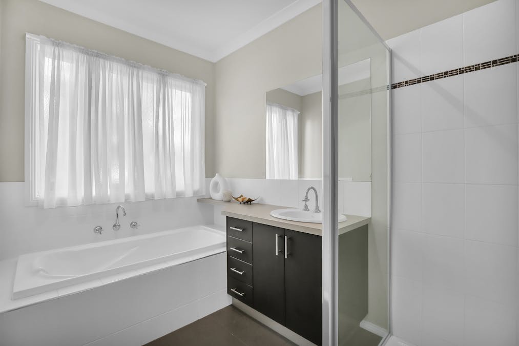 2/64 Clifford Street, Warragul, VIC, 3820 - Image 10