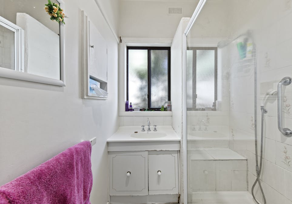 50 Hampton Street, Moe, VIC, 3825 - Image 8