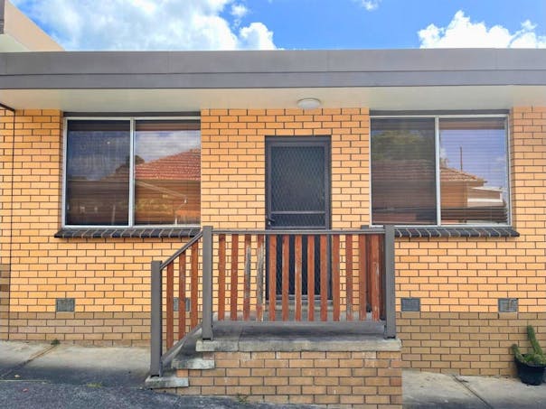 2/17 Balfour Street, Newborough, VIC, 3825 - Image 1