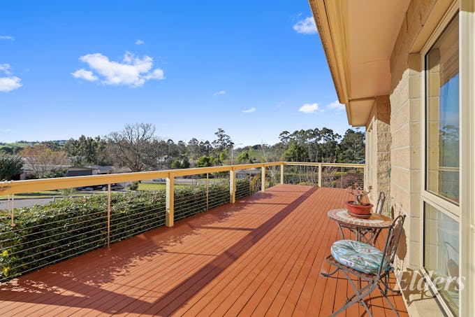 50 Walker Drive, Drouin, VIC, 3818 - Image 1