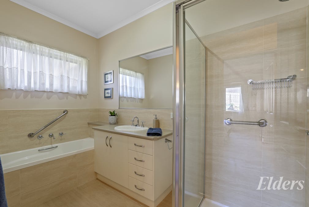 50 Walker Drive, Drouin, VIC, 3818 - Image 15