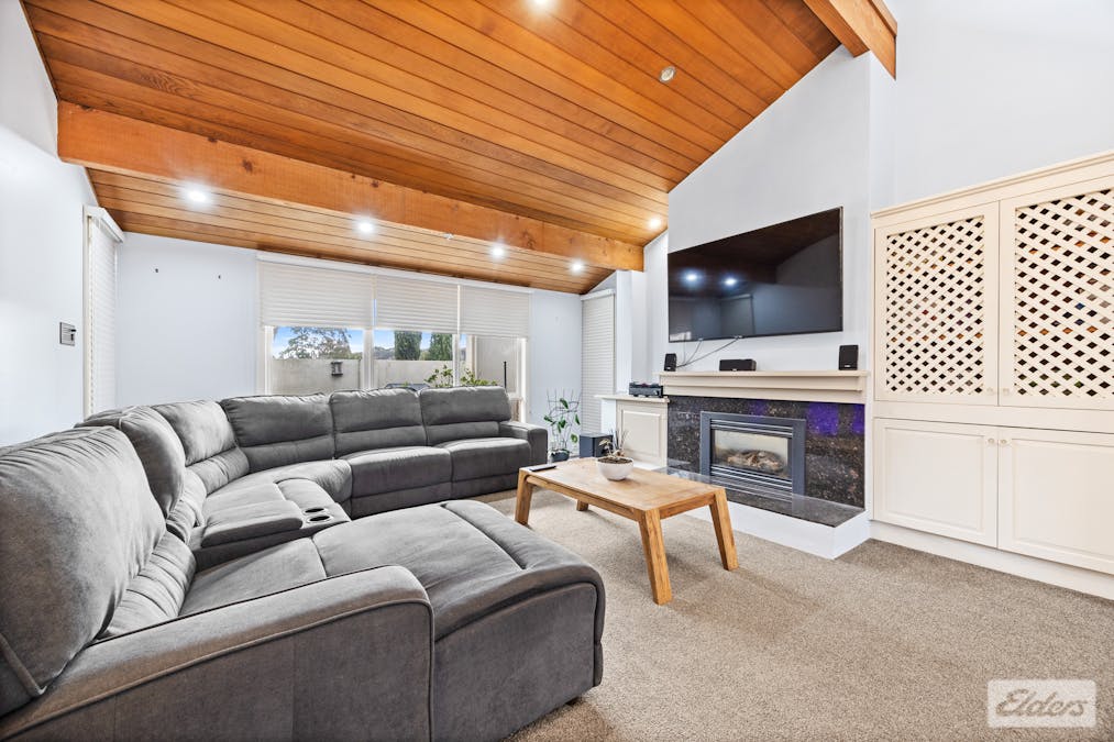 2 Banksia Street, Newborough, VIC, 3825 - Image 6