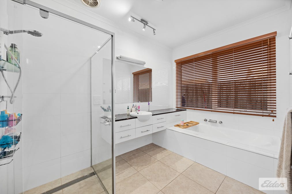 2 Banksia Street, Newborough, VIC, 3825 - Image 12