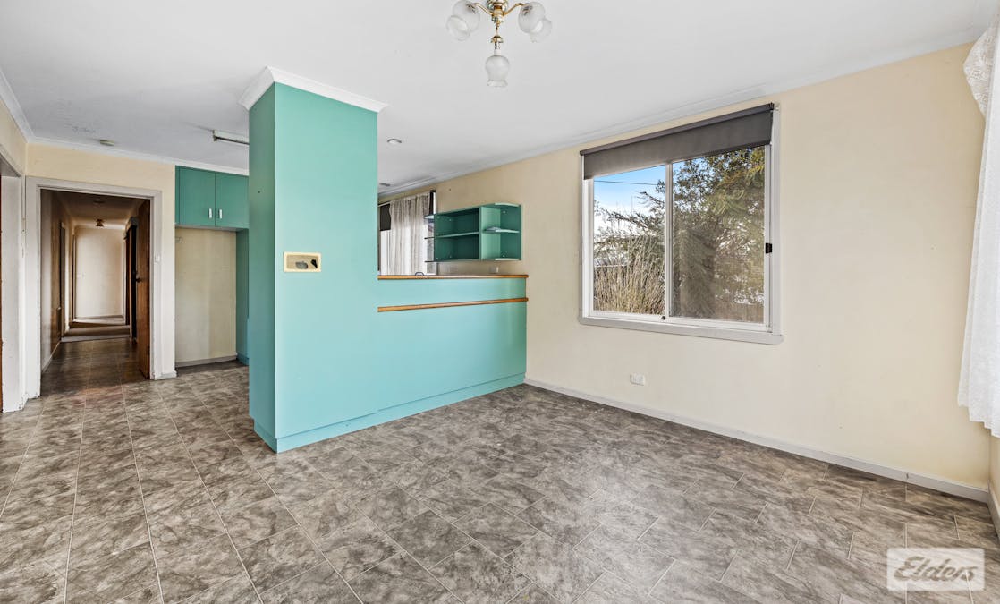 18 Eastern Avenue, Newborough, VIC, 3825 - Image 13