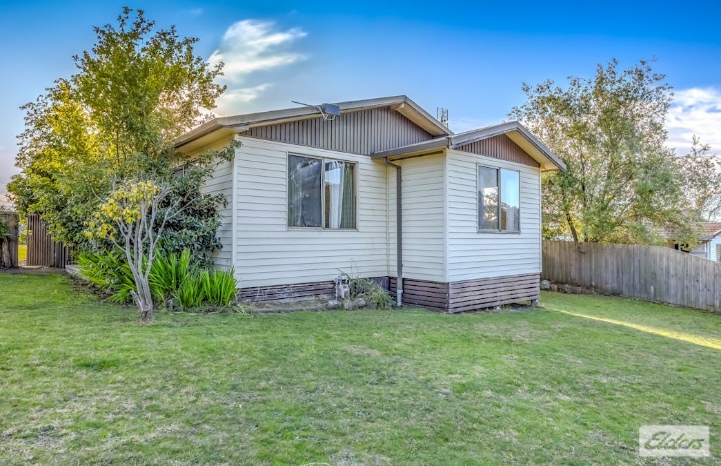 18 Eastern Avenue, Newborough, VIC, 3825 - Image 15