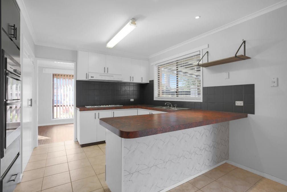 8 Strzelecki Road, Newborough, VIC, 3825 - Image 3
