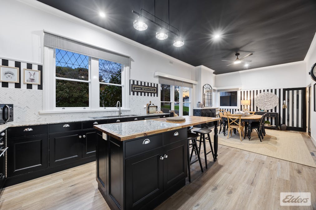 81 Brandy Creek Road, Warragul, VIC, 3820 - Image 3